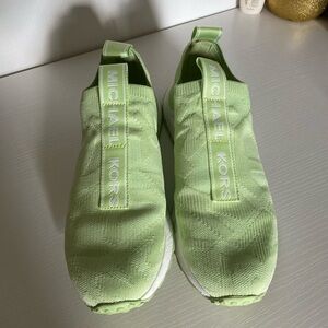 Michael Kors Bodie slip on aloe color size 8.5